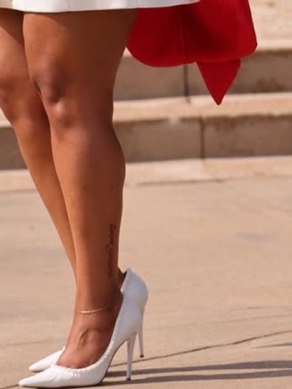 Steve Madden White Pointed Toe Stiletto Pumps